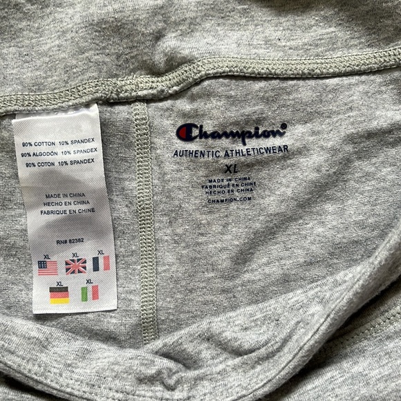 Grey champion leggings. Kids XL but fits women small - Picture 3 of 3